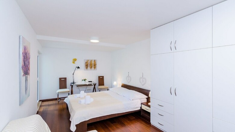 Apartment Blue Horizon