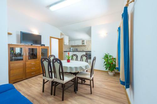 Apartments Lucija