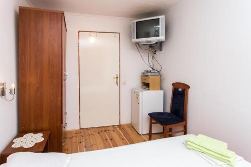 Hostal Rooms Fausta Old Town