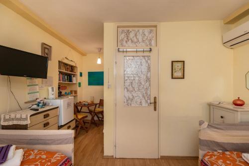 Hostal Guest House Blue Wave