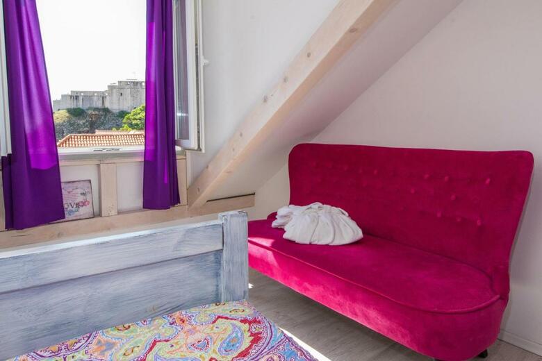 Hostal Guest House Gugily