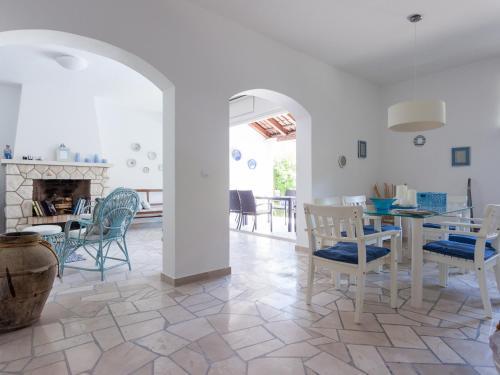 Villa Aridea