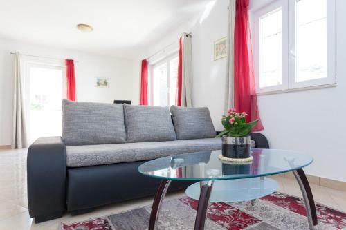 Apartment Rubidus A50