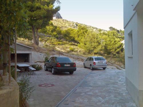 Apartments With A Parking Space Duce (omis) - 3190