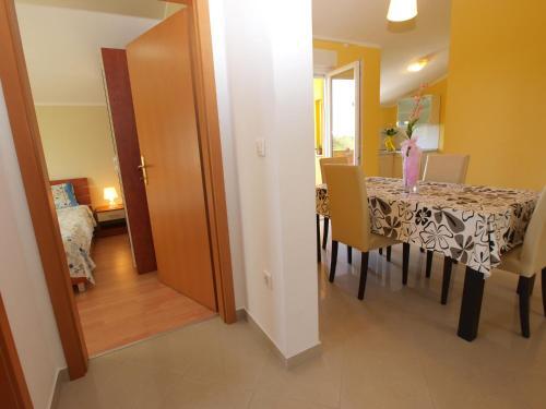 Apartments Sanja 800
