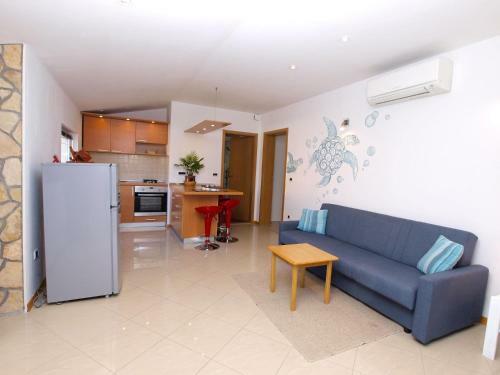 Apartment Damira 1017