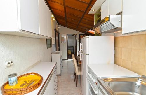 Apartments Fazana 765
