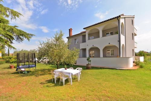 Apartments Elizabeta 1701