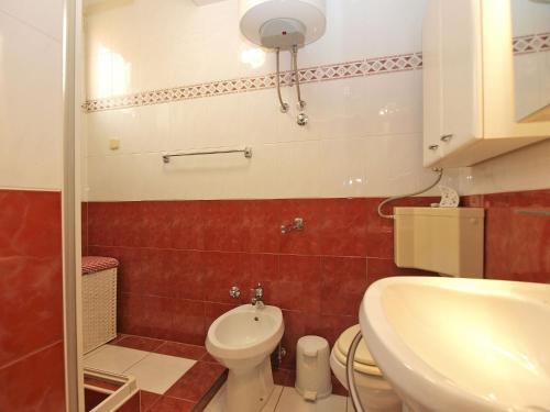 Apartments Josip 1544