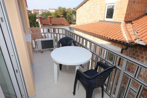 Apartment Funtana 7076c