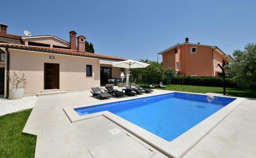 House Vedran 1125