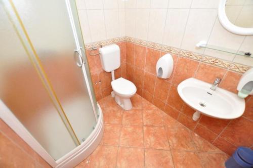 Apartment Gradac 15282f