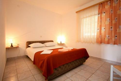 Hostal Apartments Duki