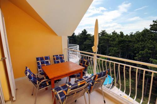 Apartment Jadranovo 3238b