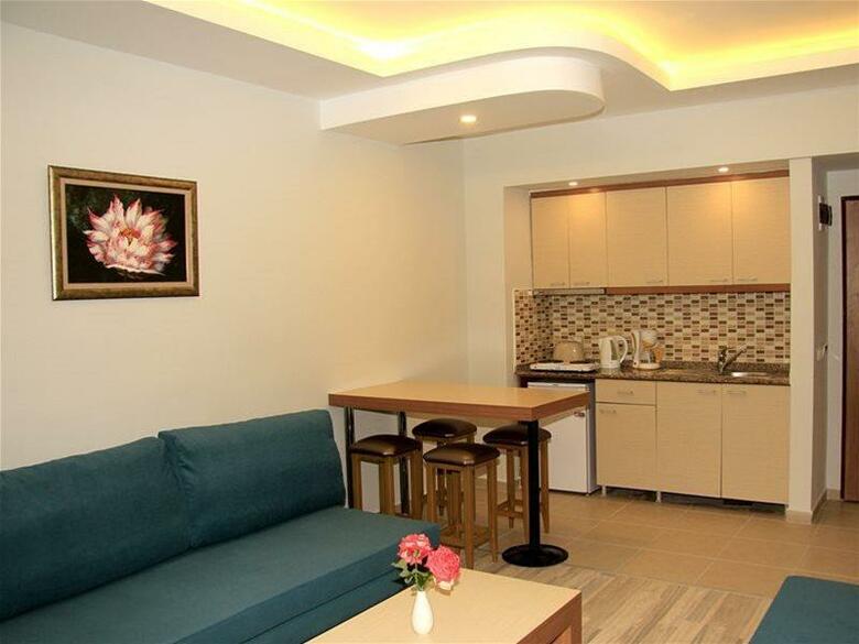 Ark Suite Hotel