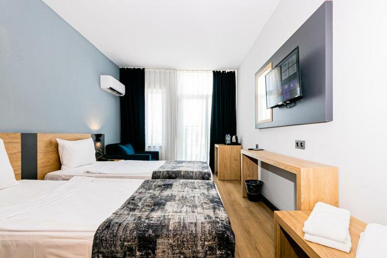 Lara World Hotel