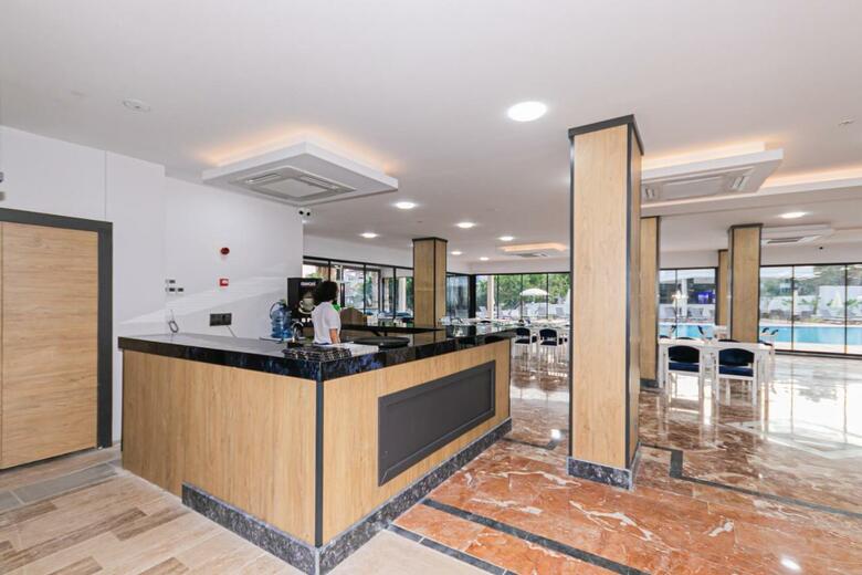Lara World Hotel
