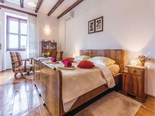 Two-bedroom Holiday Home In Jadreski