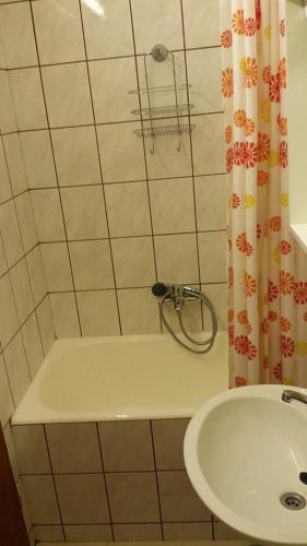 Apartments Lazaneo