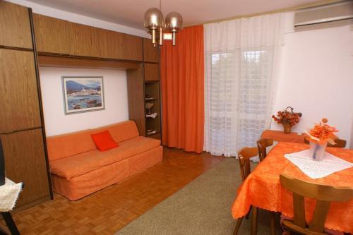 Apartment Jelsa 4017b
