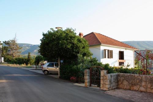 Apartments With A Parking Space Jelsa (hvar) - 5695