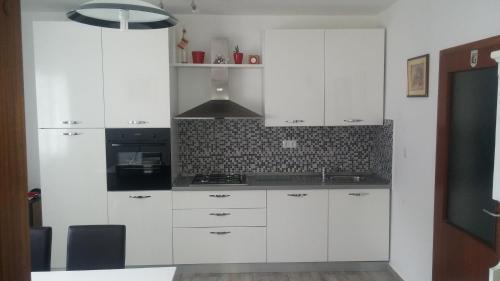Apartment Krilo Jesenice 13898b