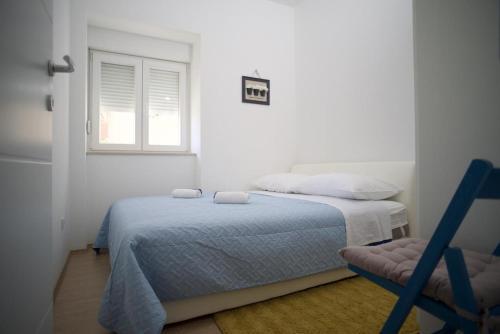 Apartment Sumpetar 13320a
