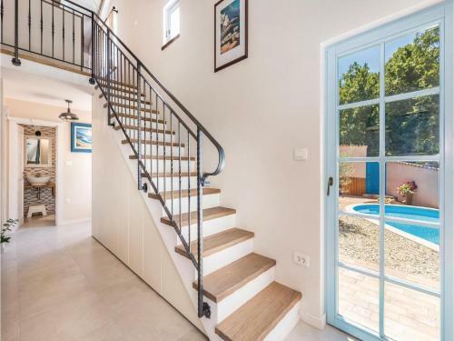 Two-bedroom Holiday Home In Jurdani