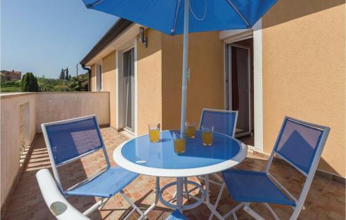 Two-bedroom Apartment In Kastel