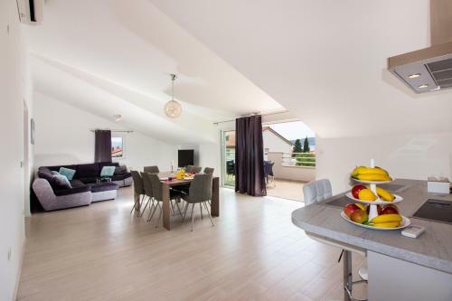 Apartments Rina