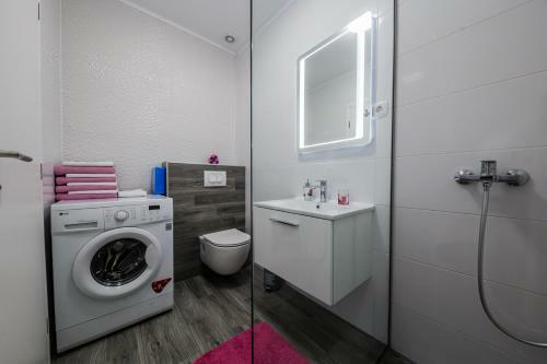 Lovely Apartments Ka?tela