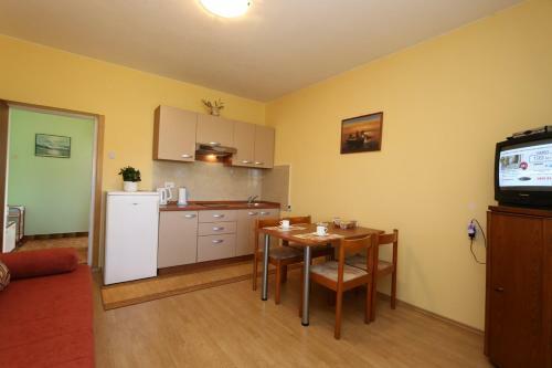 Apartment Mihajic M