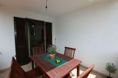 Apartment Bensak
