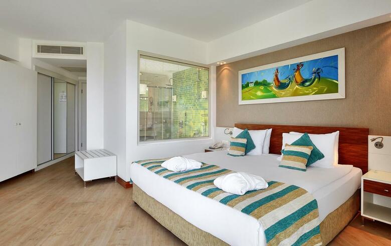 Hotel Sunis Evren Beach Resort