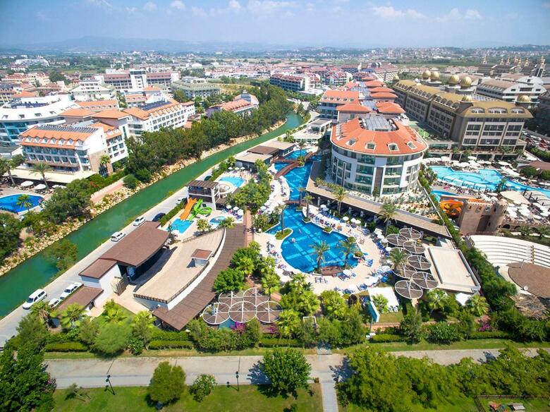 Hotel Sunis Evren Beach Resort