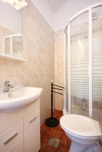 Apartment Vrbovica 4452b