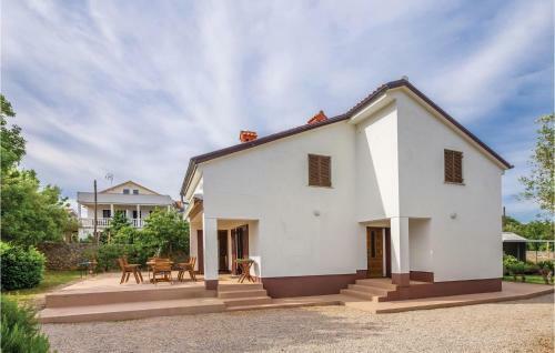 Two-bedroom Holiday Home In Muraj
