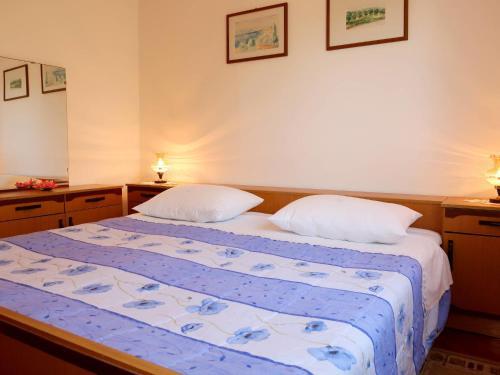Apartment Kraljic (krk215)