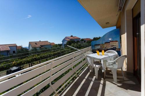 Apartment In Krk/insel Krk 14317