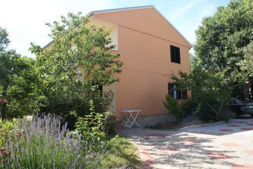 Apartment Ana M