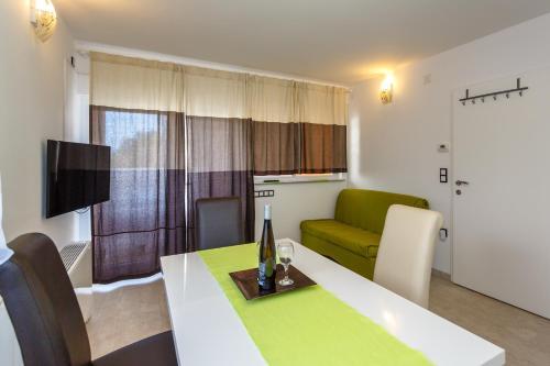 Apartments Vlado