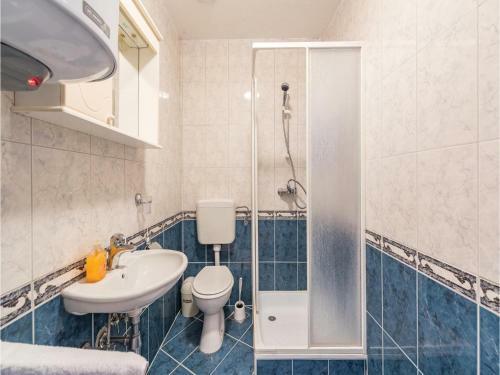 Six-bedroom Holiday Home In Labin