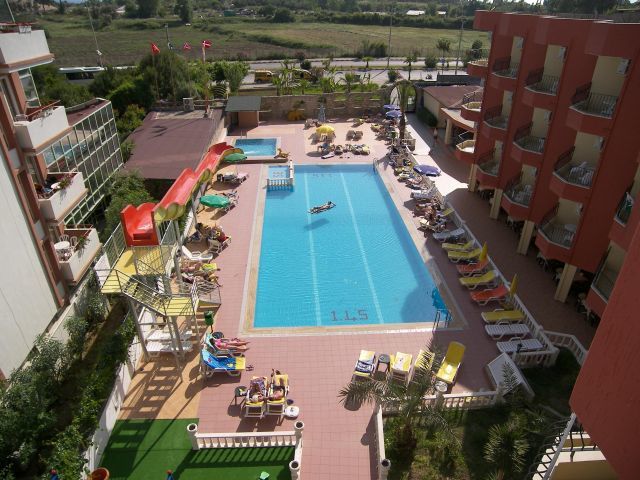 Ozside Hotel