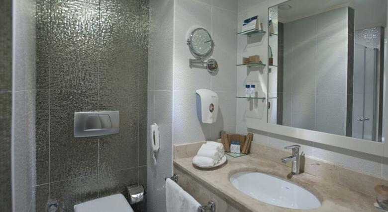 Hotel Crystal Palace Luxury Resort & Spa