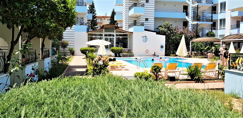 Summer Rose Hotel