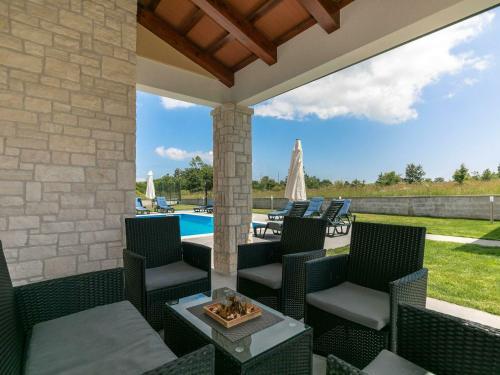 Villa Istria Queen