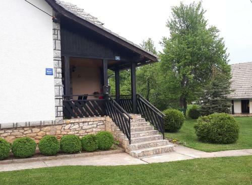 Holiday House With A Parking Space Poljanak (Plitvice) - 15340