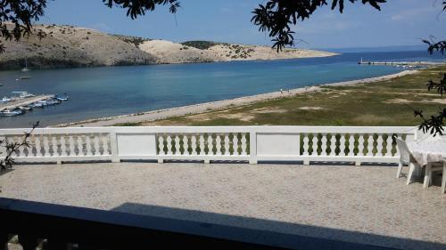Apartment Lopar 12534c