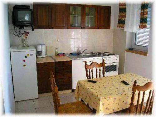 Apartmenthouse Lopar (695)