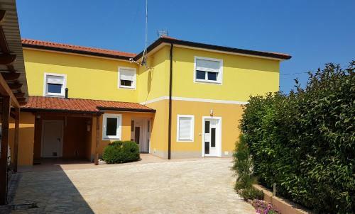 Hostal San Lorenzo Apartments